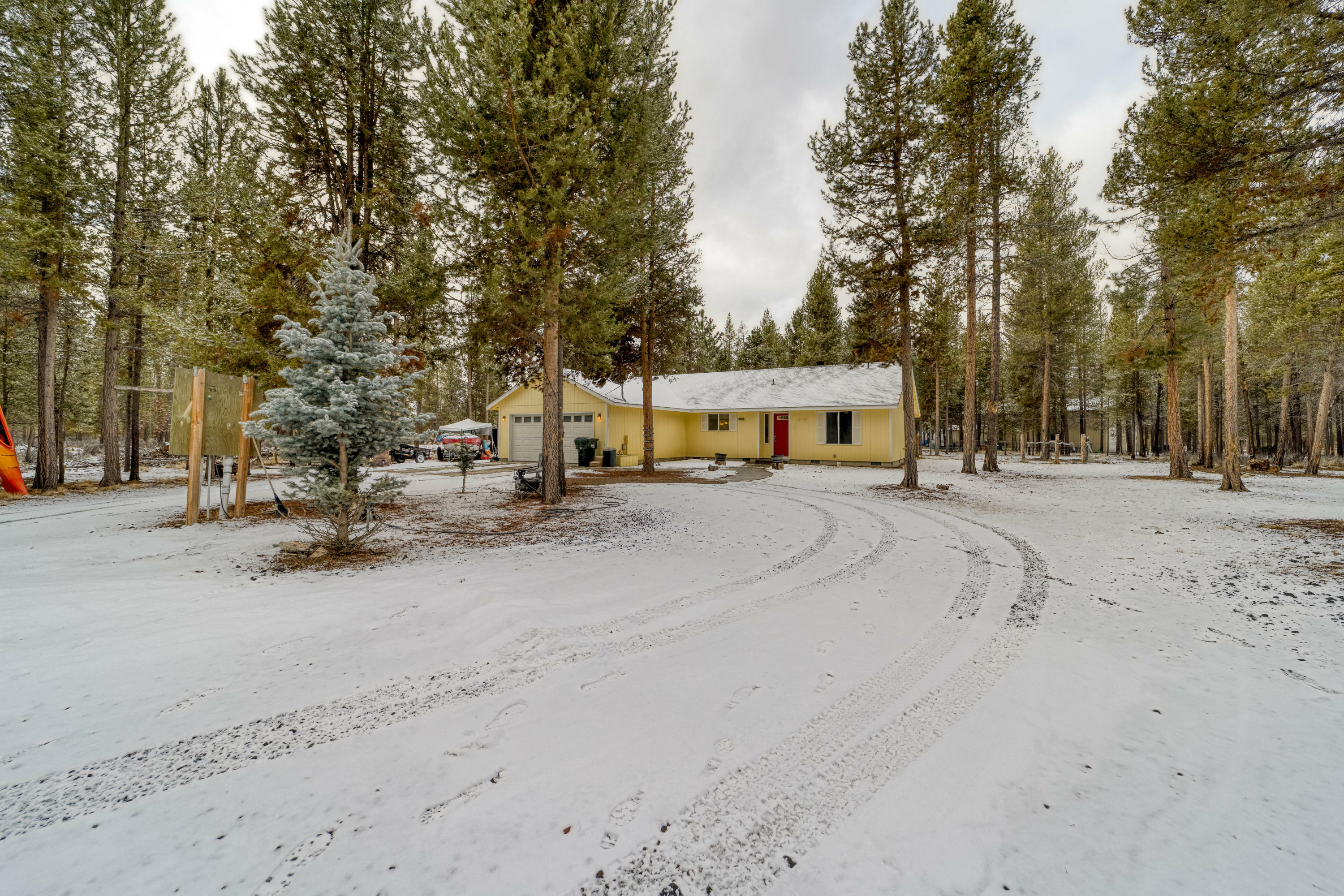 Property Photo: 144912 Trotter Court OR 97739