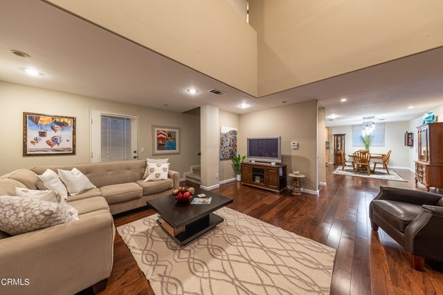 Property Photo:  242 Valley Road  CA 93022 