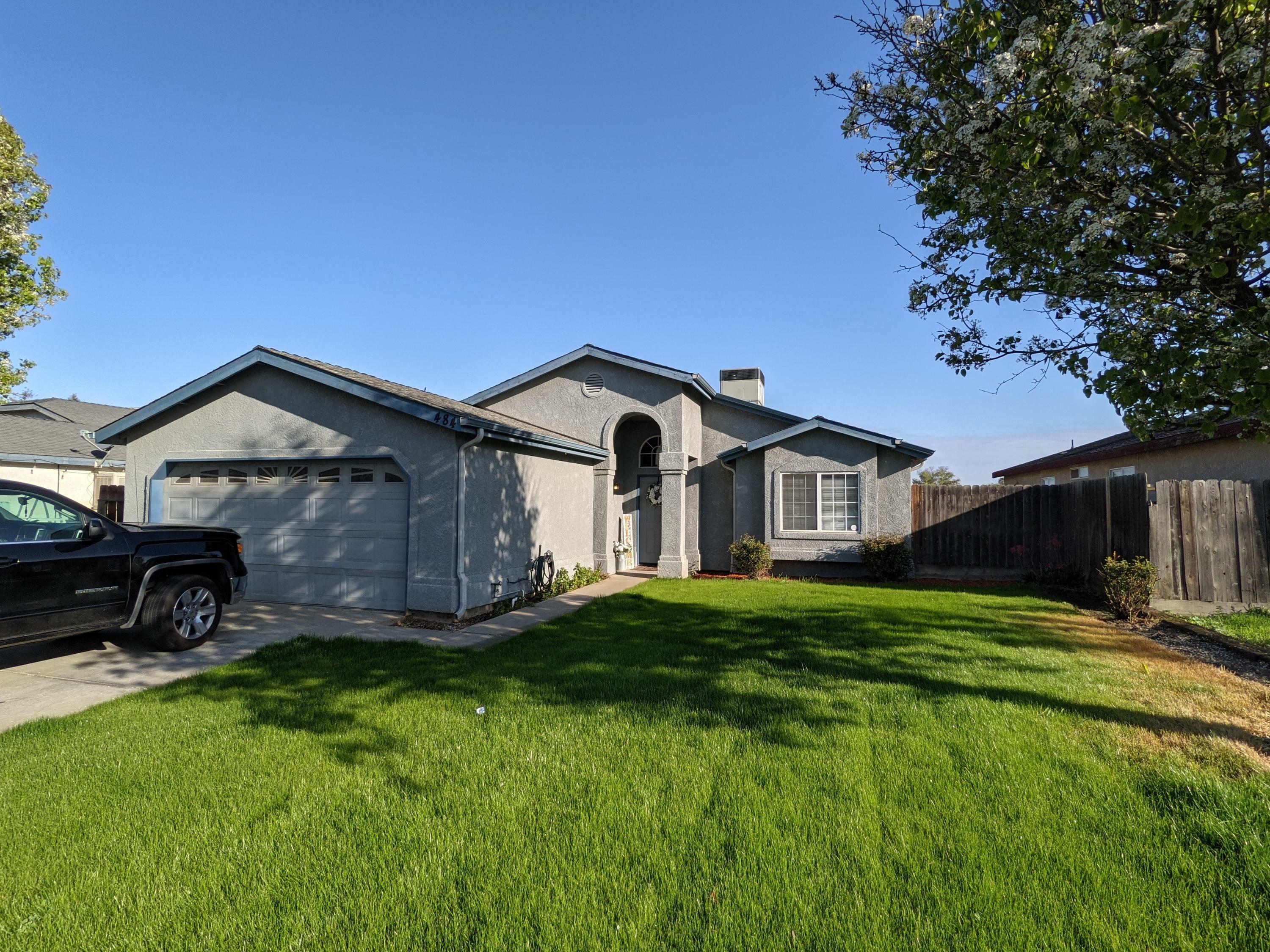 484 Lemonwood Avenue  Tulare CA 93274 photo