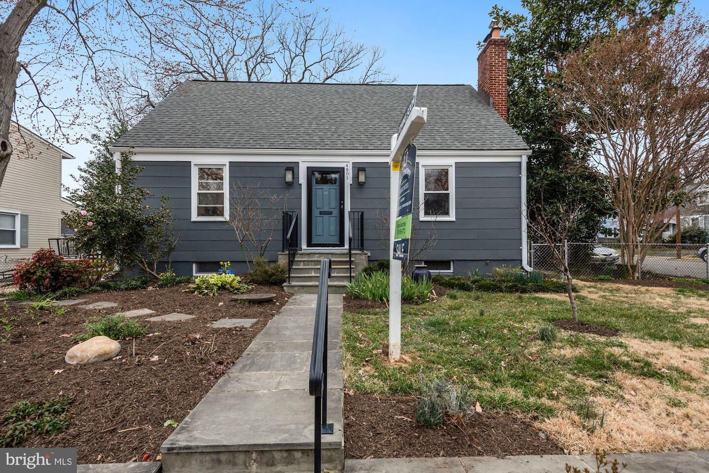 Property Photo:  4801 23rd Road S  VA 22206 