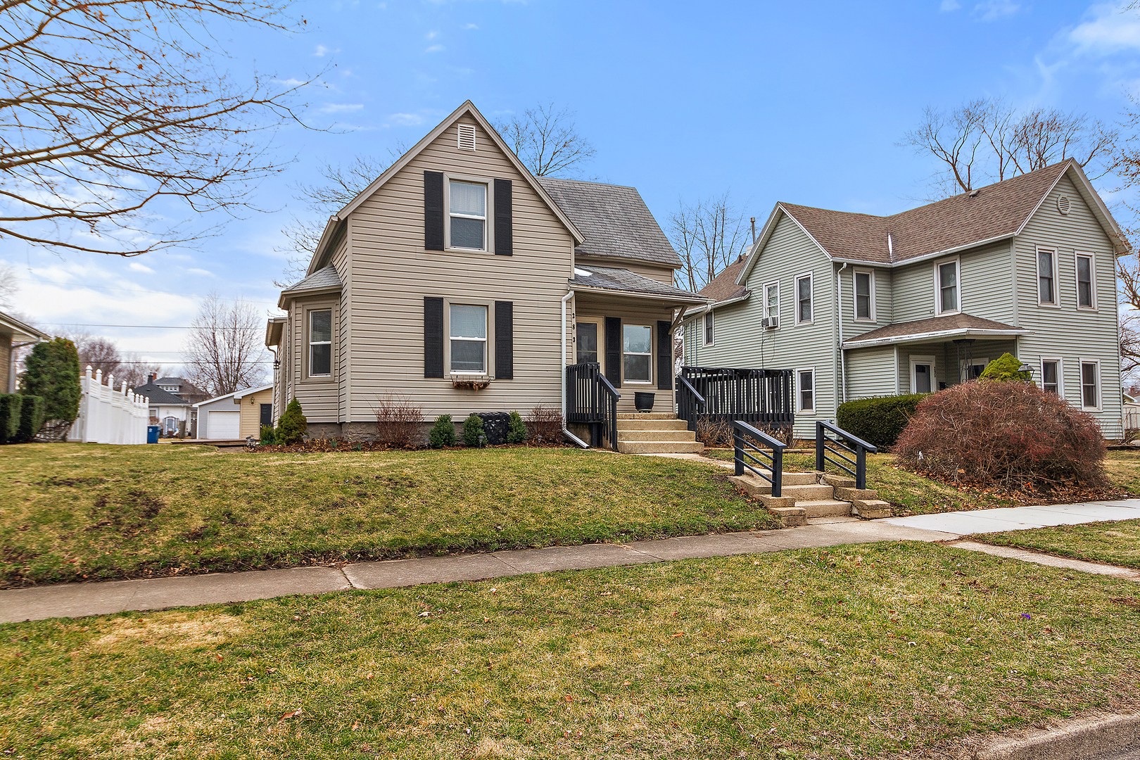 Property Photo:  283 N Cleveland Avenue  IL 60915 