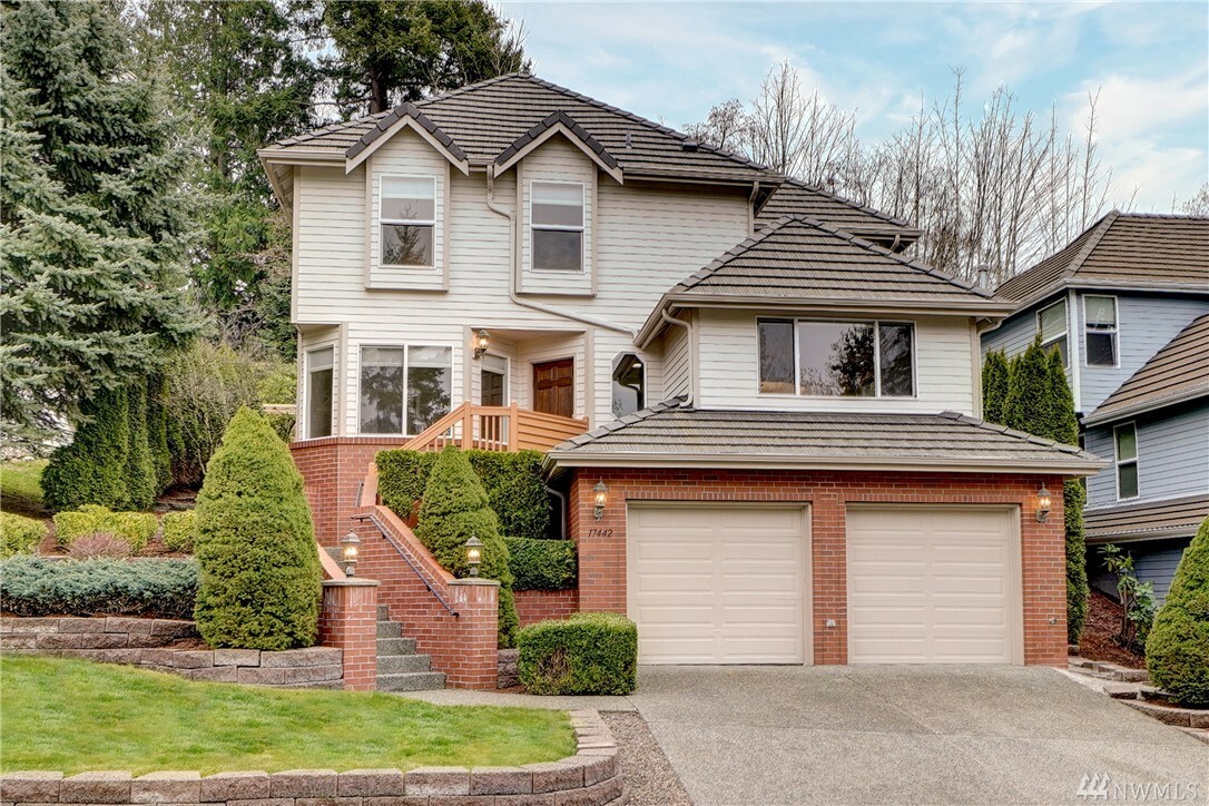Property Photo: 17442 NE 28th St WA 98052