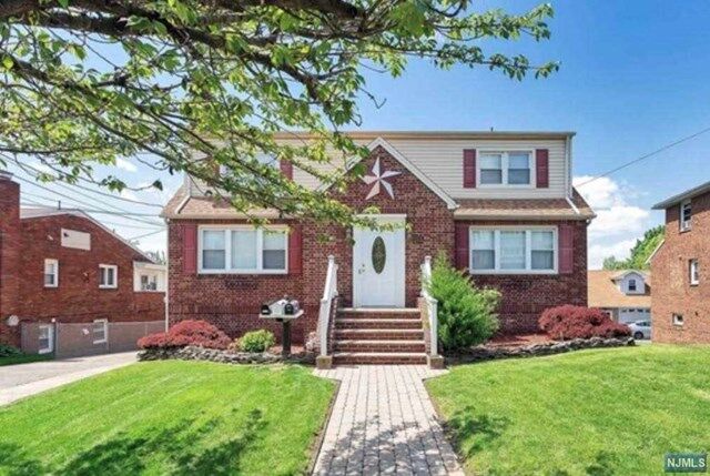 Property Photo:  225 Orient Way  NJ 07071 