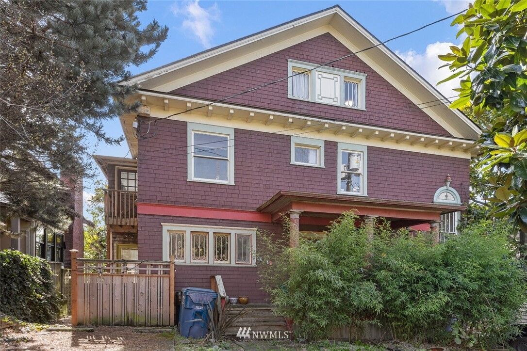 Property Photo: 19 Prospect Street WA 98109