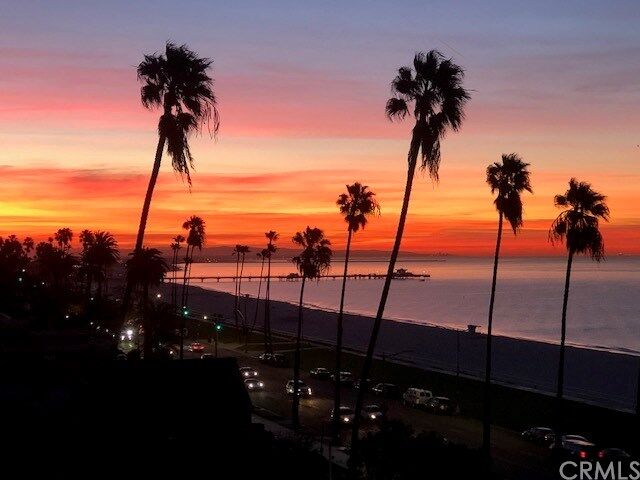 Property Photo:  2601 E Ocean Boulevard 203  CA 90803 