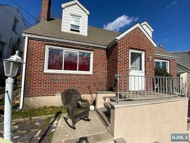 Property Photo:  580 Centre Street  NJ 07110 