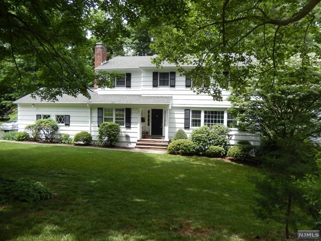 Property Photo: 271 Lorraine Drive NJ 07922
