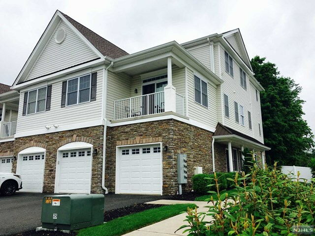 Property Photo: 2 Elston Court NJ 07420