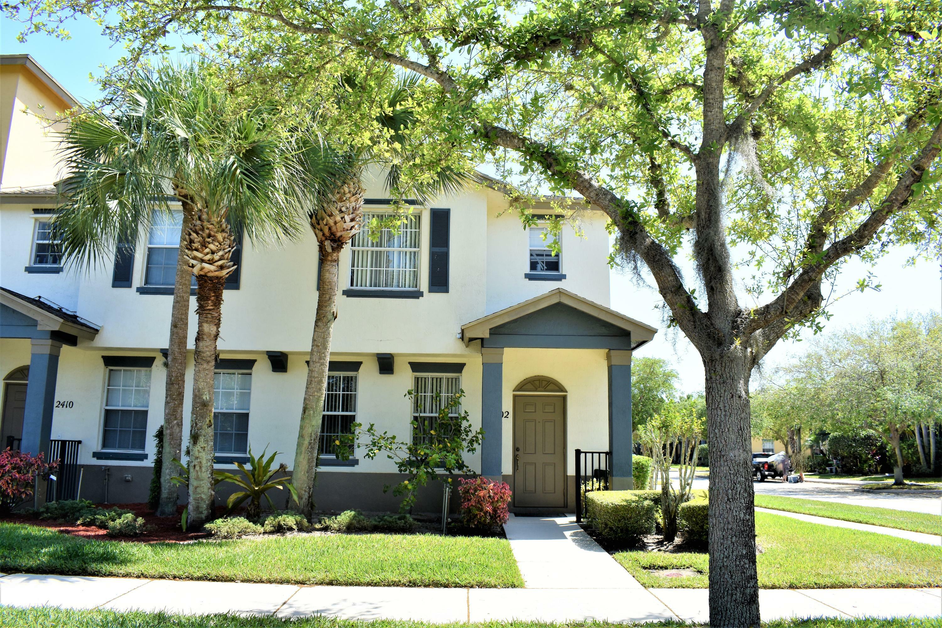 Property Photo:  2402 SE Santos Drive  FL 34952 