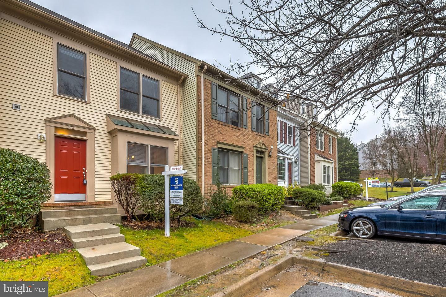 Property Photo: 8731 Stone Hill Place VA 22153