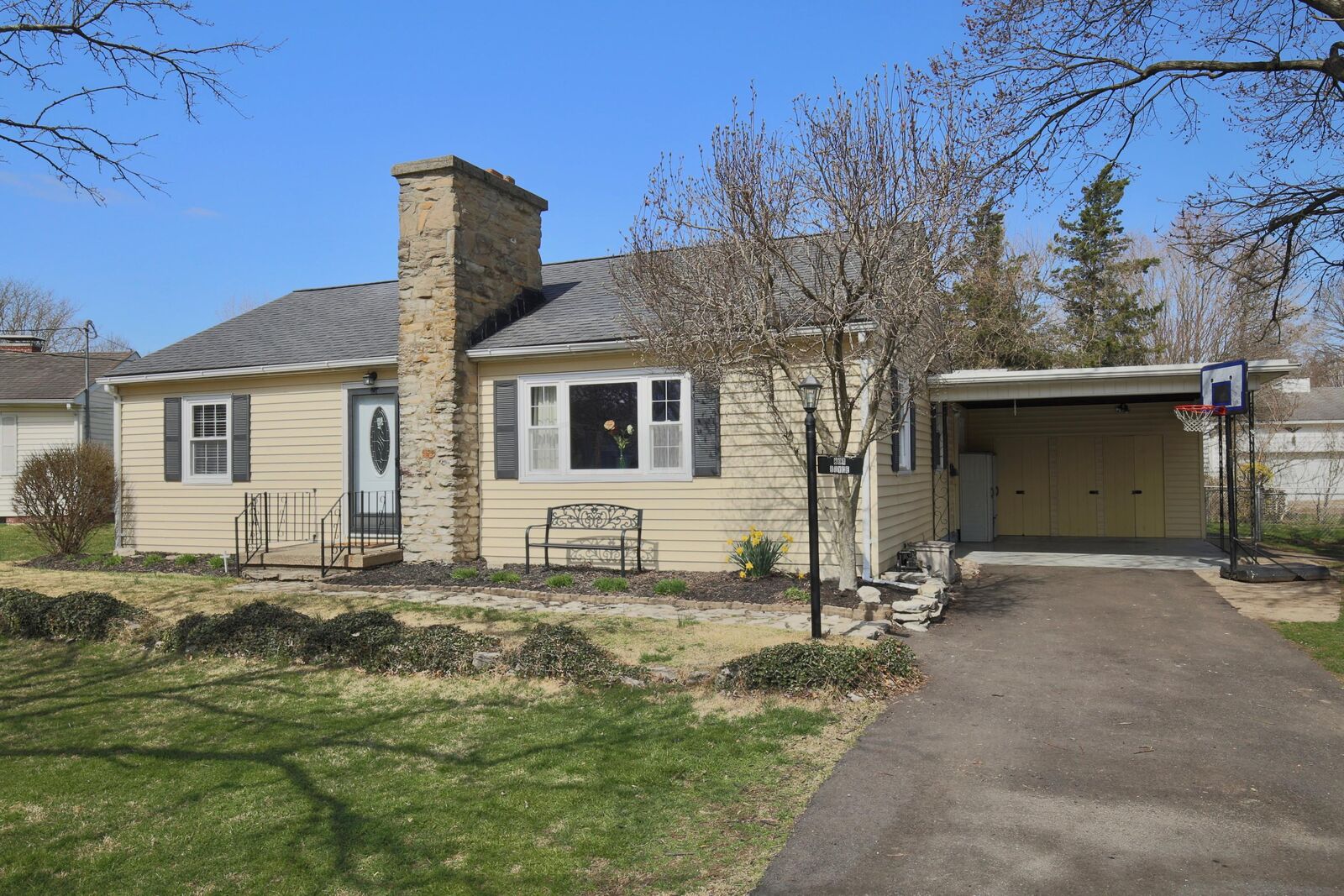 Property Photo: 801 Boyce Avenue OH 43130