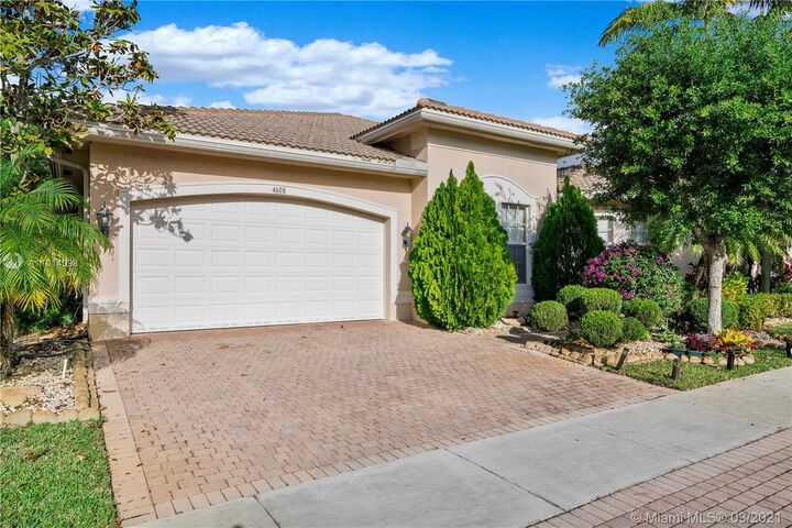 4608 SW 183rd Ave  Miramar FL 33029 photo