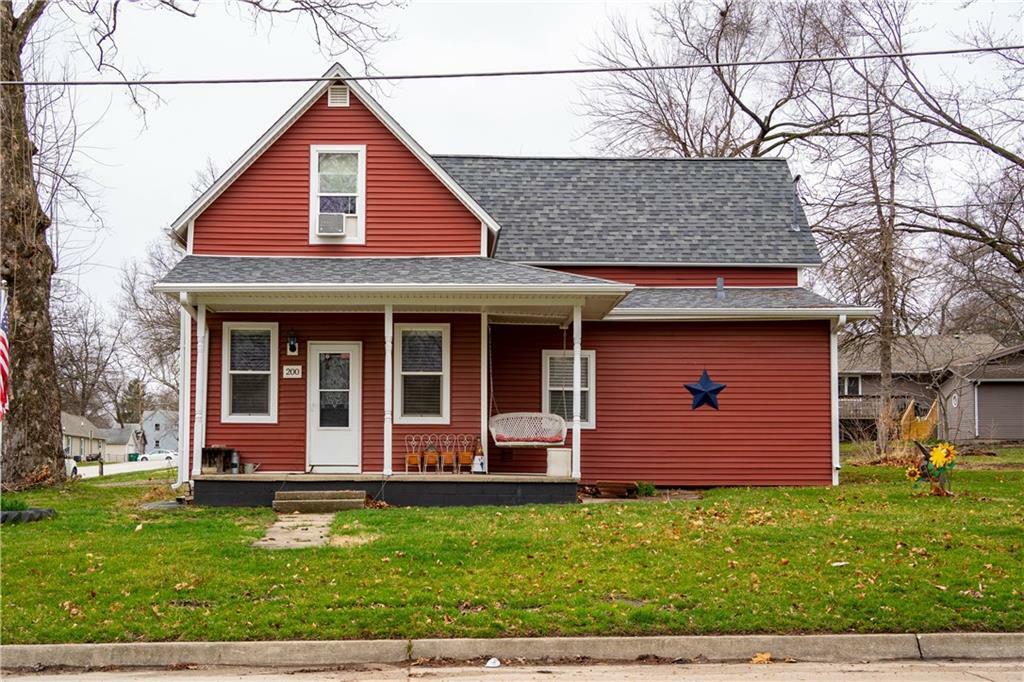 Property Photo:  200 N 5th Street  IA 50047 