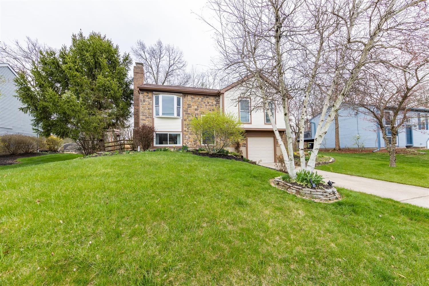 Property Photo: 12154 Stillwind Dr OH 45249