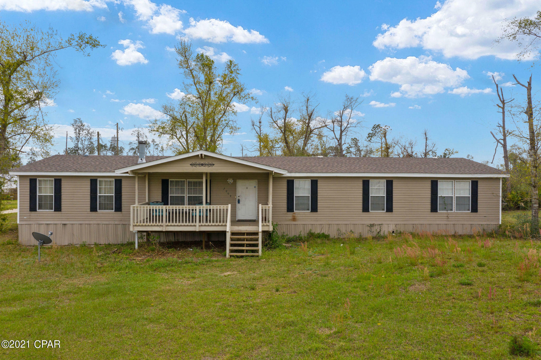 Property Photo:  7004 Oakenshaw Drive  FL 32466 