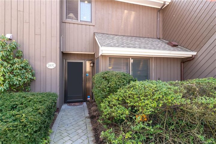 287 S Broadway C  Tarrytown NY 10591 photo