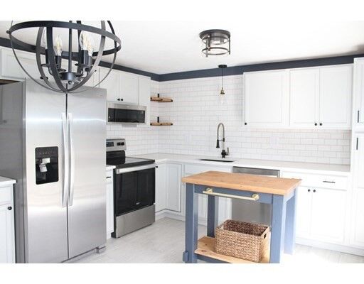 Property Photo:  14 Crystal Way 14  MA 02019 