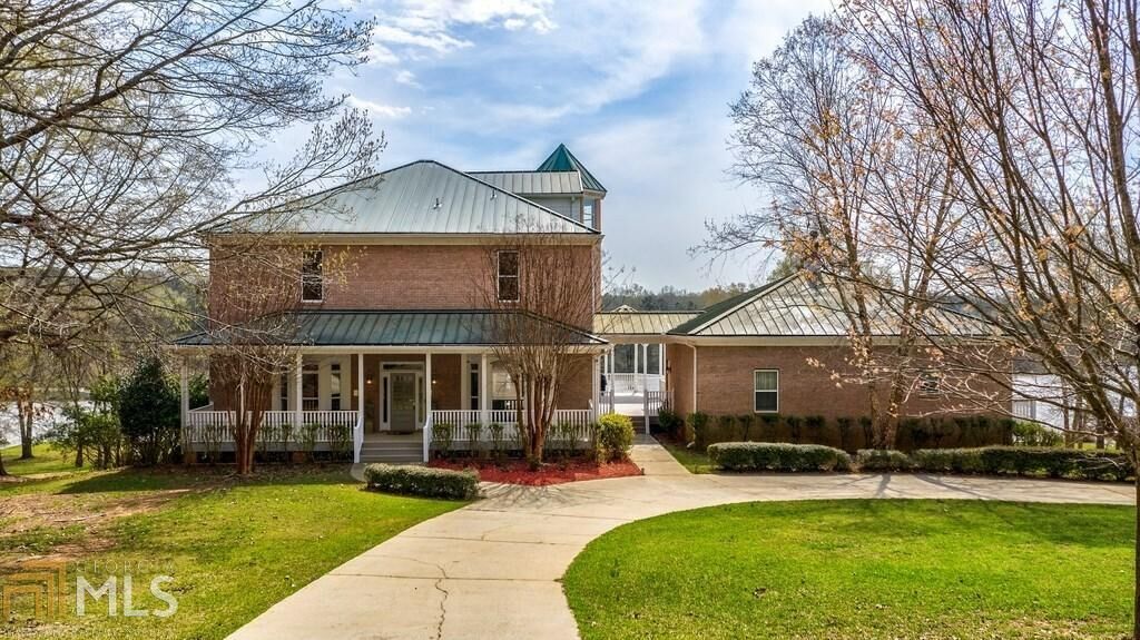 Property Photo: 2211 Sugar Creek Trl GA 30625