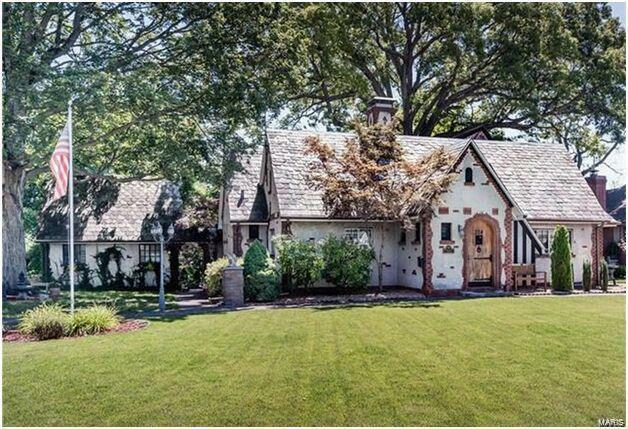 Property Photo: 324 Mississippi Avenue 63019