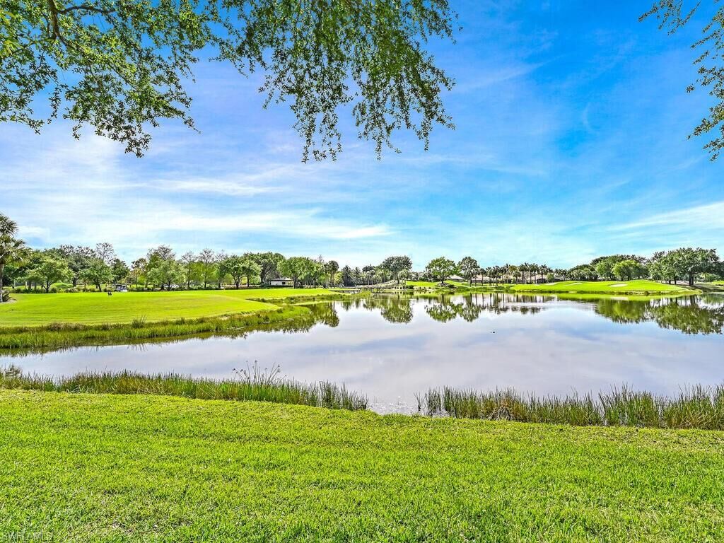 Property Photo:  2383 Ravenna Blvd 102  FL 34109 