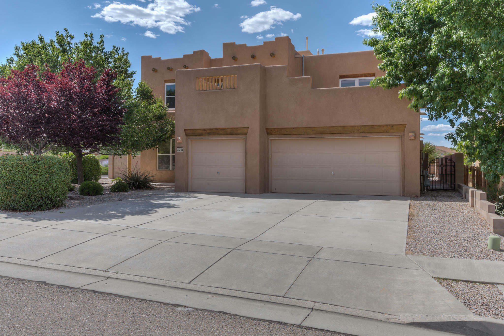 10701 Flagstone Place NW  Albuquerque NM 87114 photo