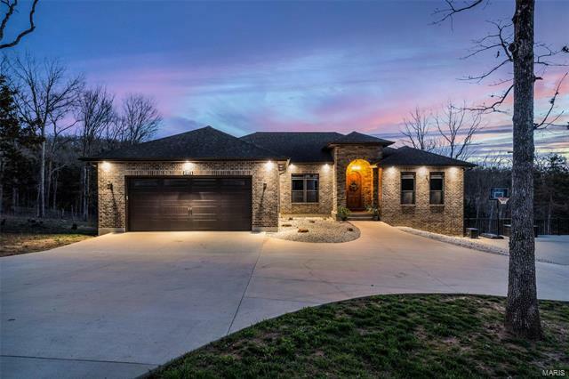 Property Photo: 12146 Foxwoods Drive 63020
