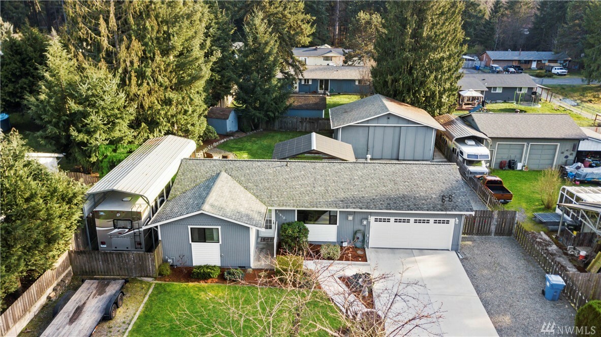 Property Photo:  21612 121st Street Ct East  WA 98391 