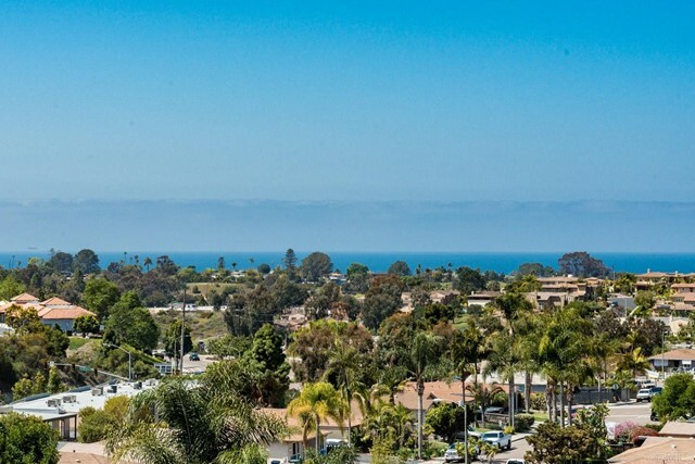 Property Photo: 155 Rosebay Dr. 12 CA 92024