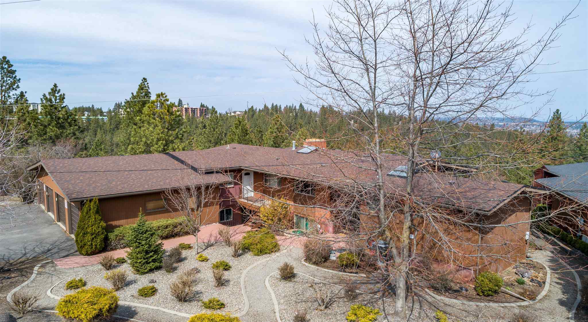 Property Photo: 3720 W Grandview Ave WA 99224