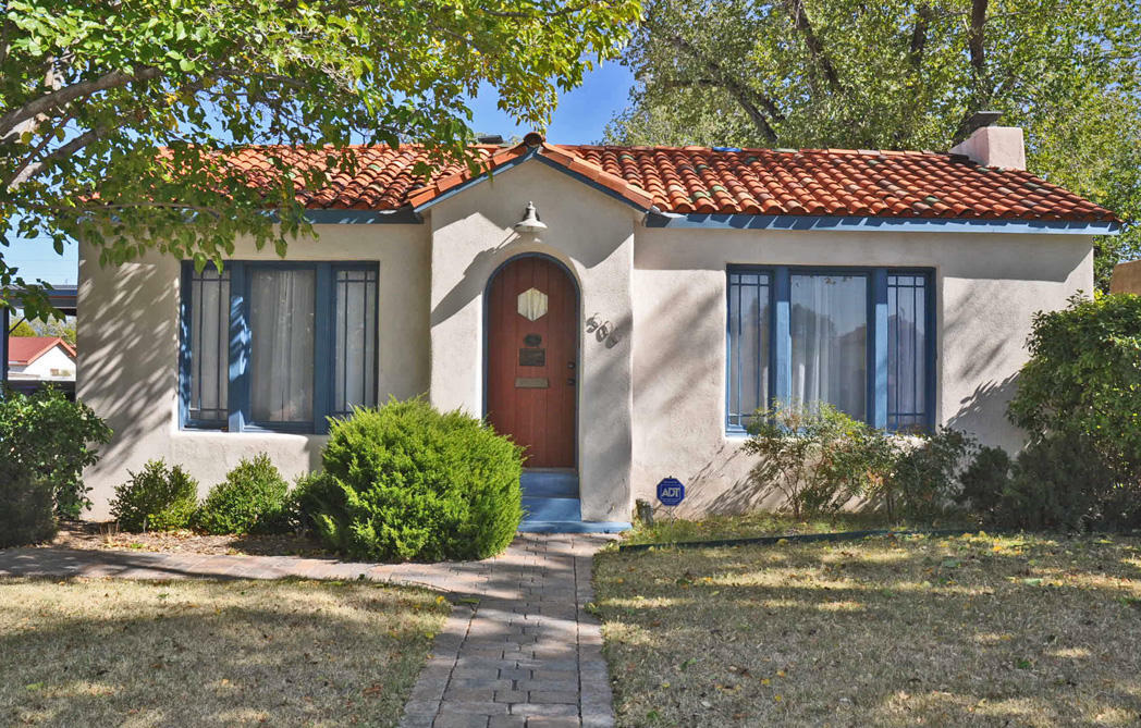 Property Photo:  506 Hermosa Drive SE  NM 87108 