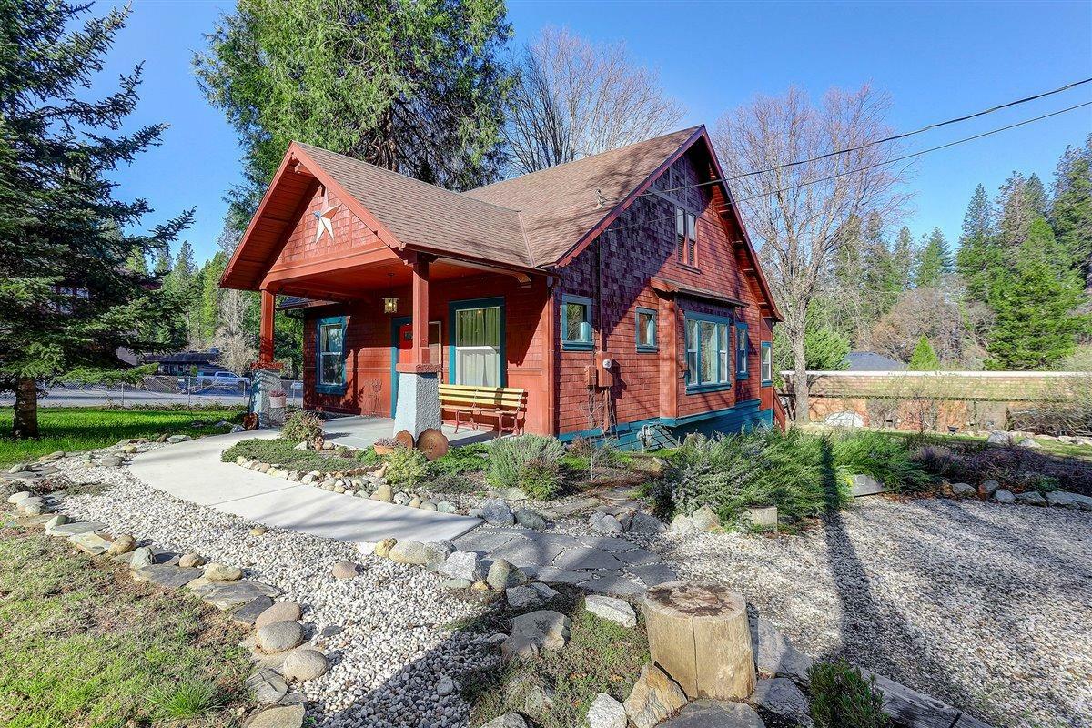 Property Photo: 606 Gold Flat Road CA 95959