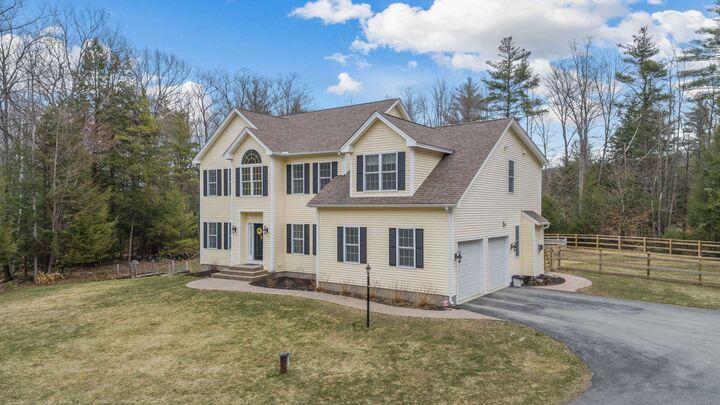 Property Photo:  26 Treadwell Lane  NH 03458 