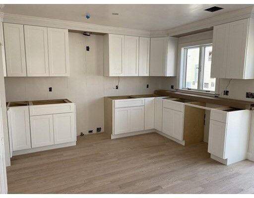 Property Photo:  133 Ash Street 4  MA 02453 