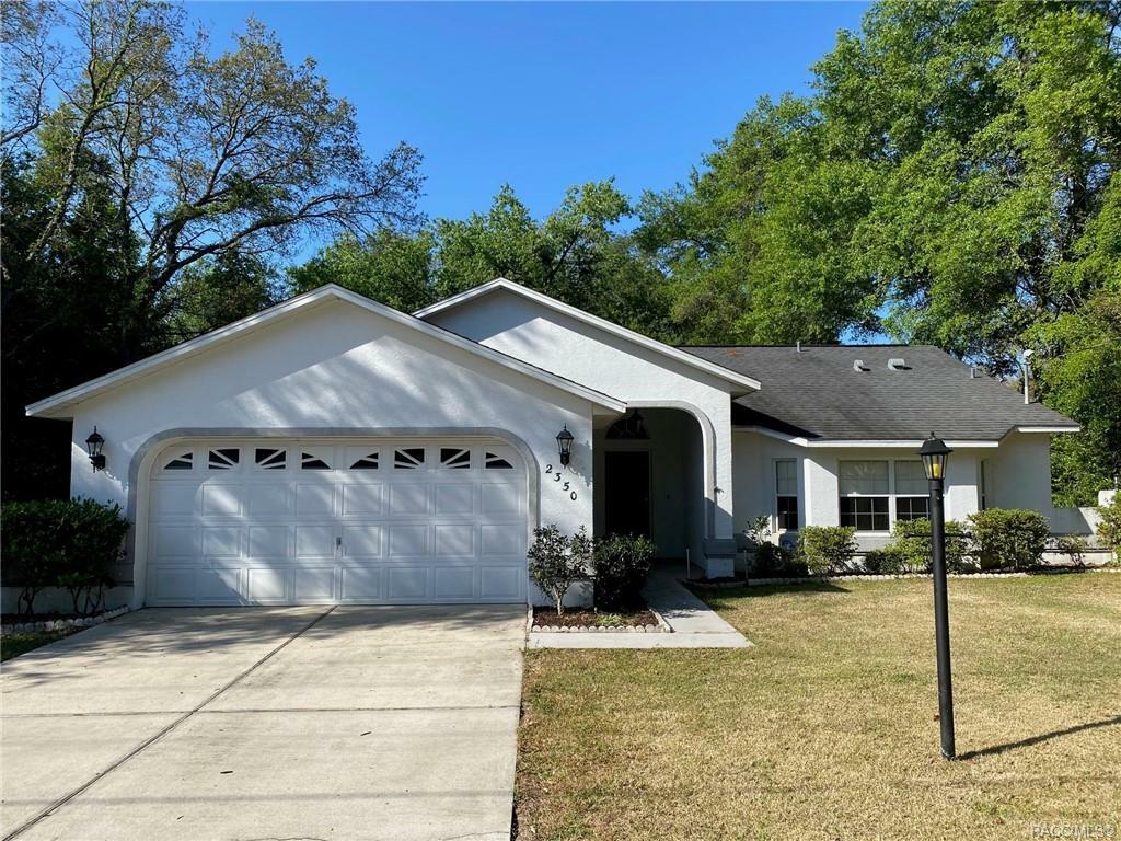 Property Photo:  2350 W Arbutus Drive  FL 34434 