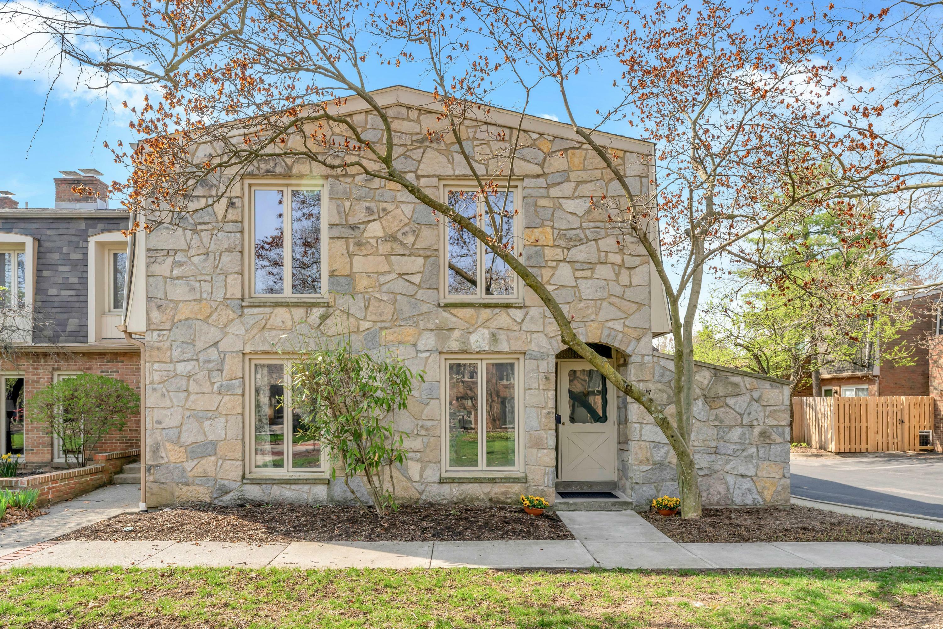 Property Photo: 3600 Reed Road OH 43220