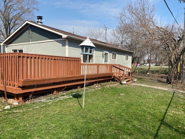 Property Photo: 223 E Midland Drive IL 60073