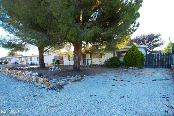 Property Photo: 164 E Kayetan Drive AZ 85635
