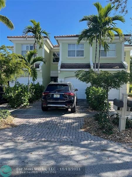 Property Photo:  1226 NE 14th Ave  FL 33304 