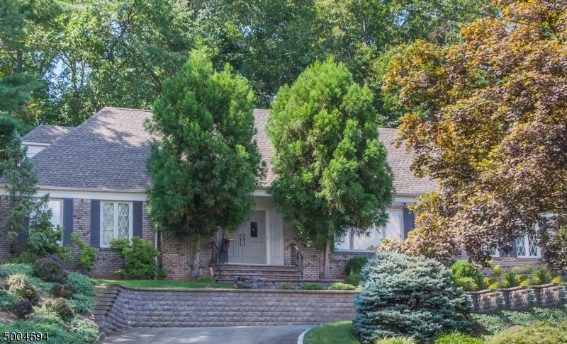 Property Photo:  37 N Hillside Ave  NJ 07039 