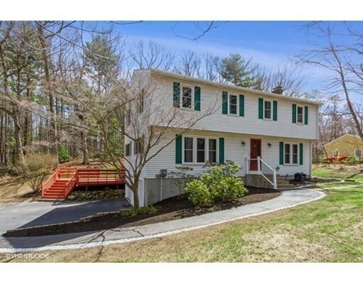 Property Photo:  5 Fox Lane  MA 01757 