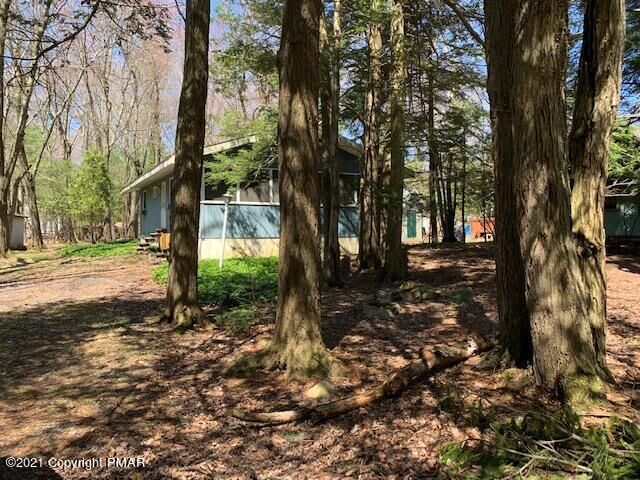 Property Photo: 5280 Holiday Drive PA 18466