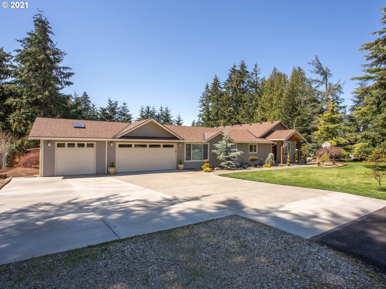 Property Photo: 20123 S Ferguson Rd OR 97045