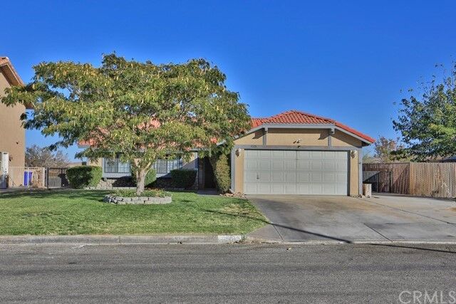 Property Photo: 26543 Blue Water Road CA 92342