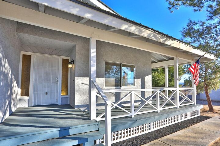 Property Photo: 18270 Catalpa Street CA 92345