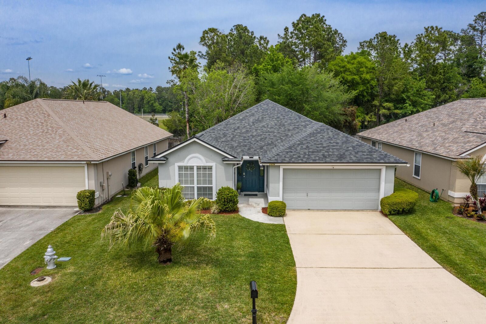 Property Photo: 1374 Brookgreen Way FL 32003