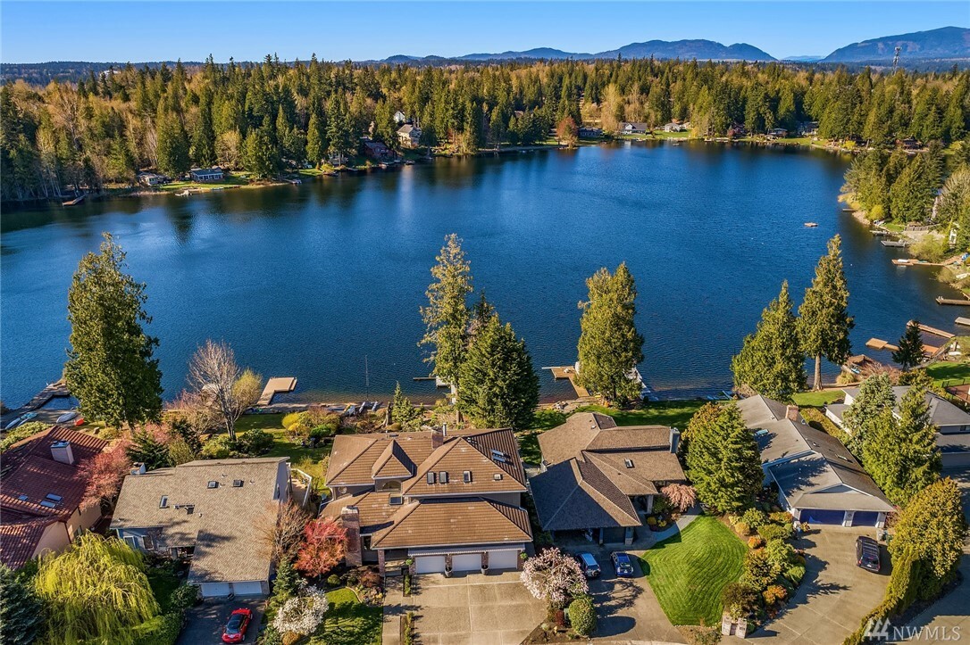 Property Photo:  21022 SE 268th Ct  WA 98042 