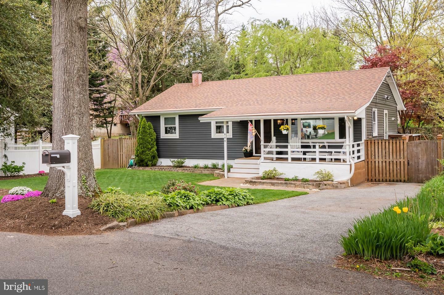 Property Photo: 884 Chestnut Tree Drive MD 21409