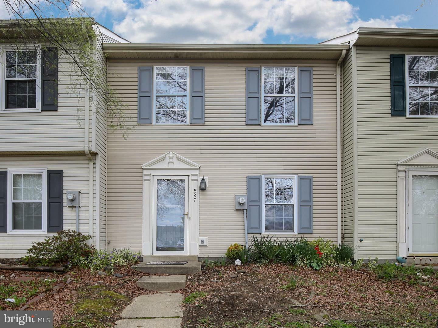 Property Photo:  527 Georgetowne Court  VA 22655 