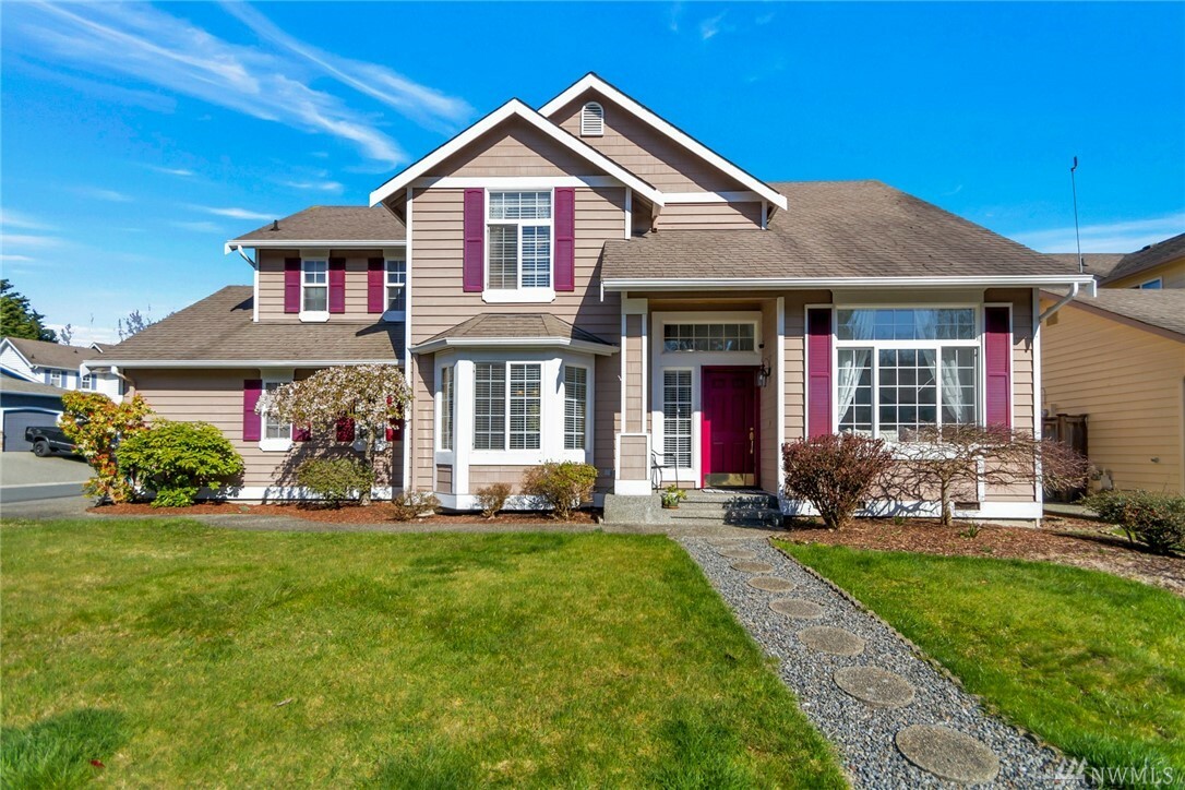 Property Photo: 2316 150 Place SW WA 98087