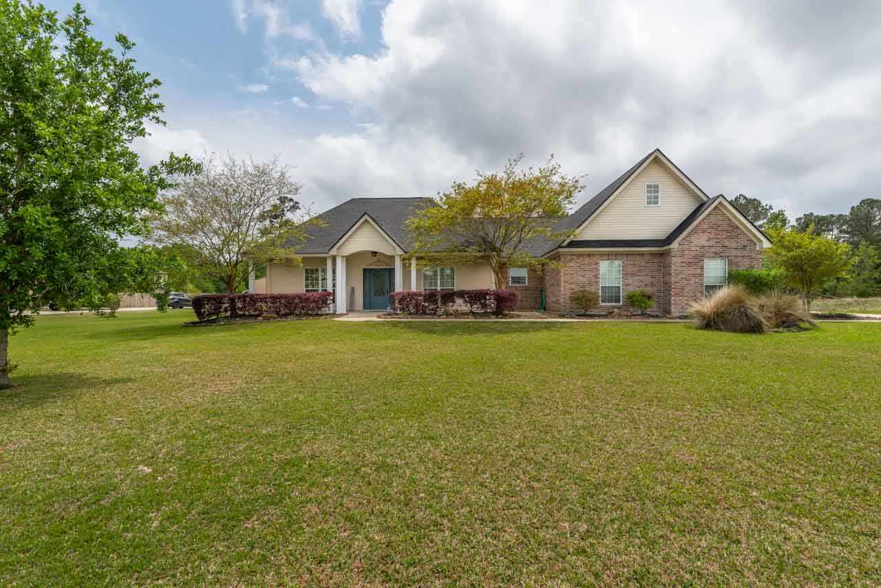 Property Photo:  9725 Sheridan  TX 77630 